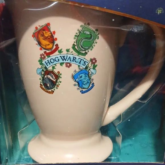 Harry Potter House Crests Mug Set - Cream - Picture 3 of 14